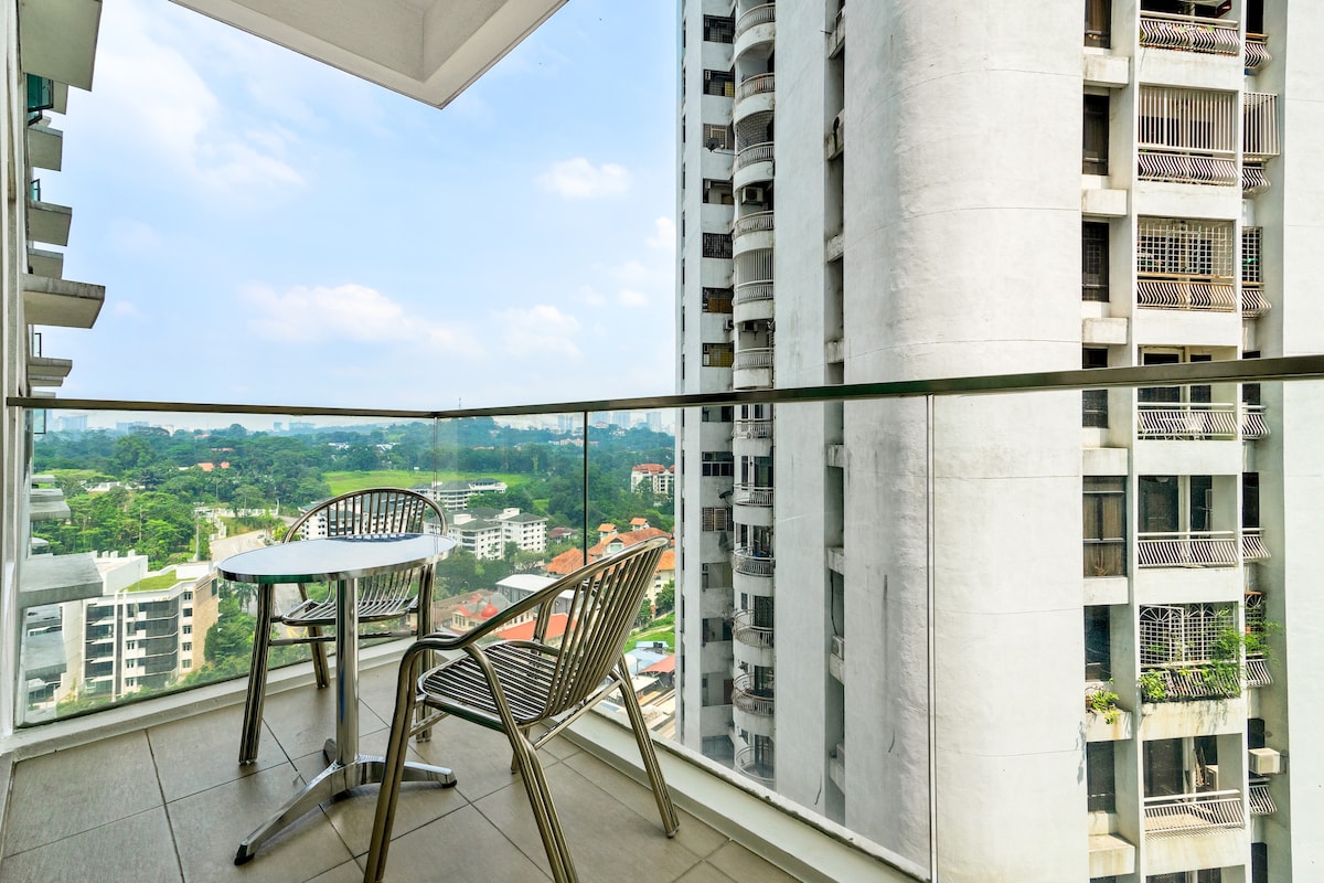 吉隆坡无边泳池公寓：黑森林主题舒适套房
