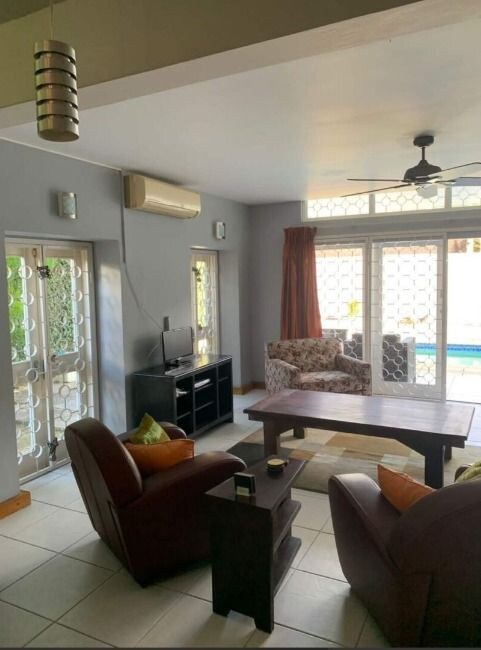 3bed townhouse with pool in POS