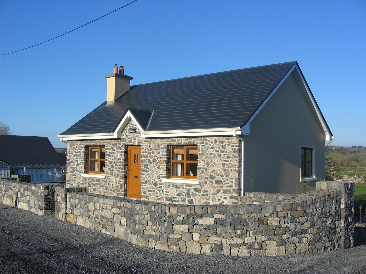 Roadside Cottage The Burren Kilfenora Co Clare Irl