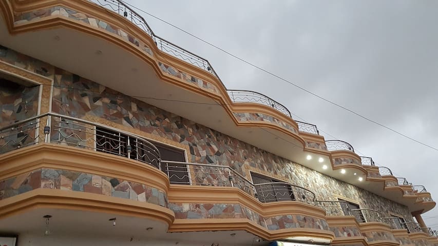 Karachi的民宿