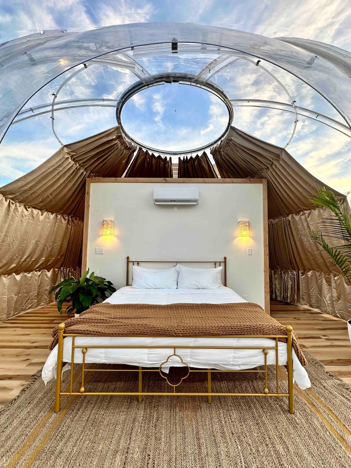 The Bubble at the Retreat