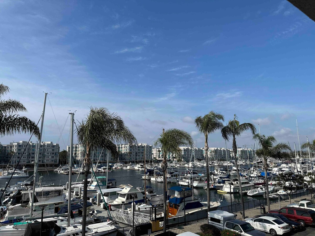Stunning water front in Marina del Rey