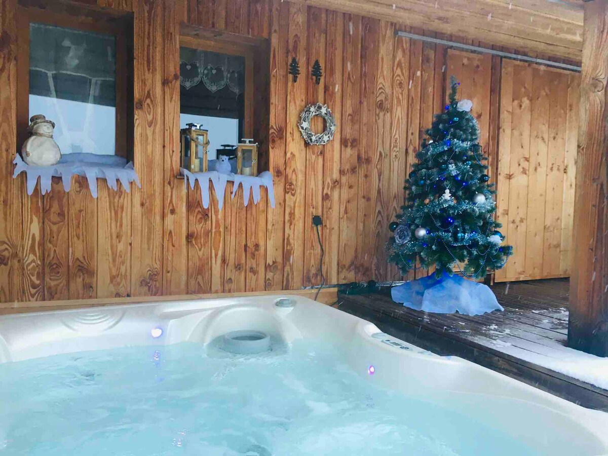 度假木屋，绝佳景观，私人按摩浴缸。