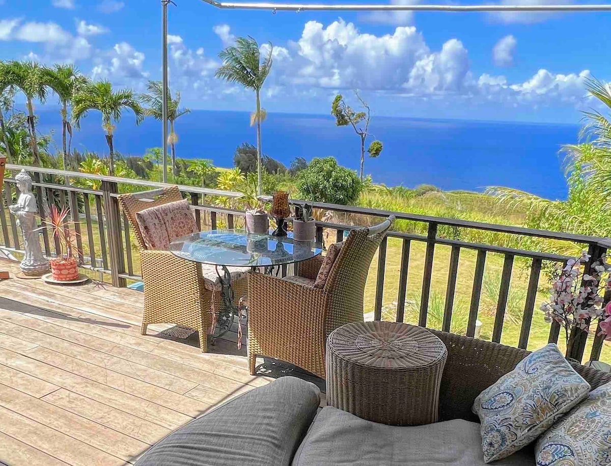 Waipio Ocean View Oasis