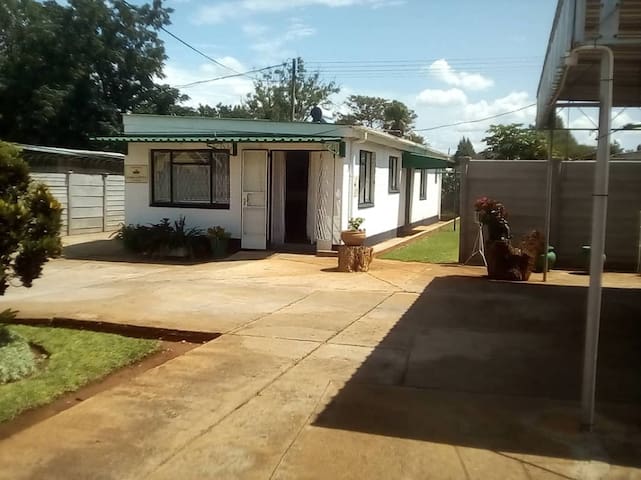 Bulawayo的民宿