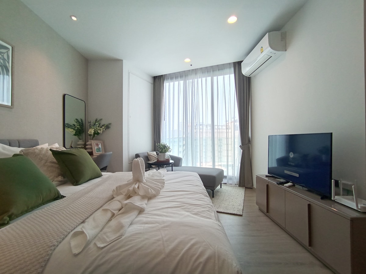 High Speed Internet, Luxury, Near Pattaya Beach