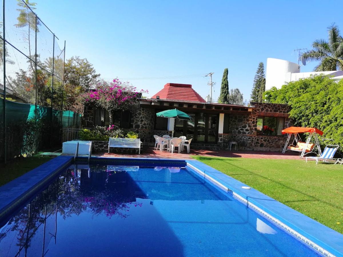 Cocoyoc舒适可爱的房子，带游泳池的温馨可爱房子！