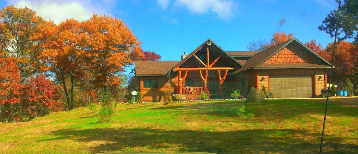 The Cabin at The Land of the Yellow River Rentals