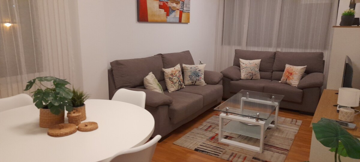 Apartamento en  Llanes , garaje , wifi .