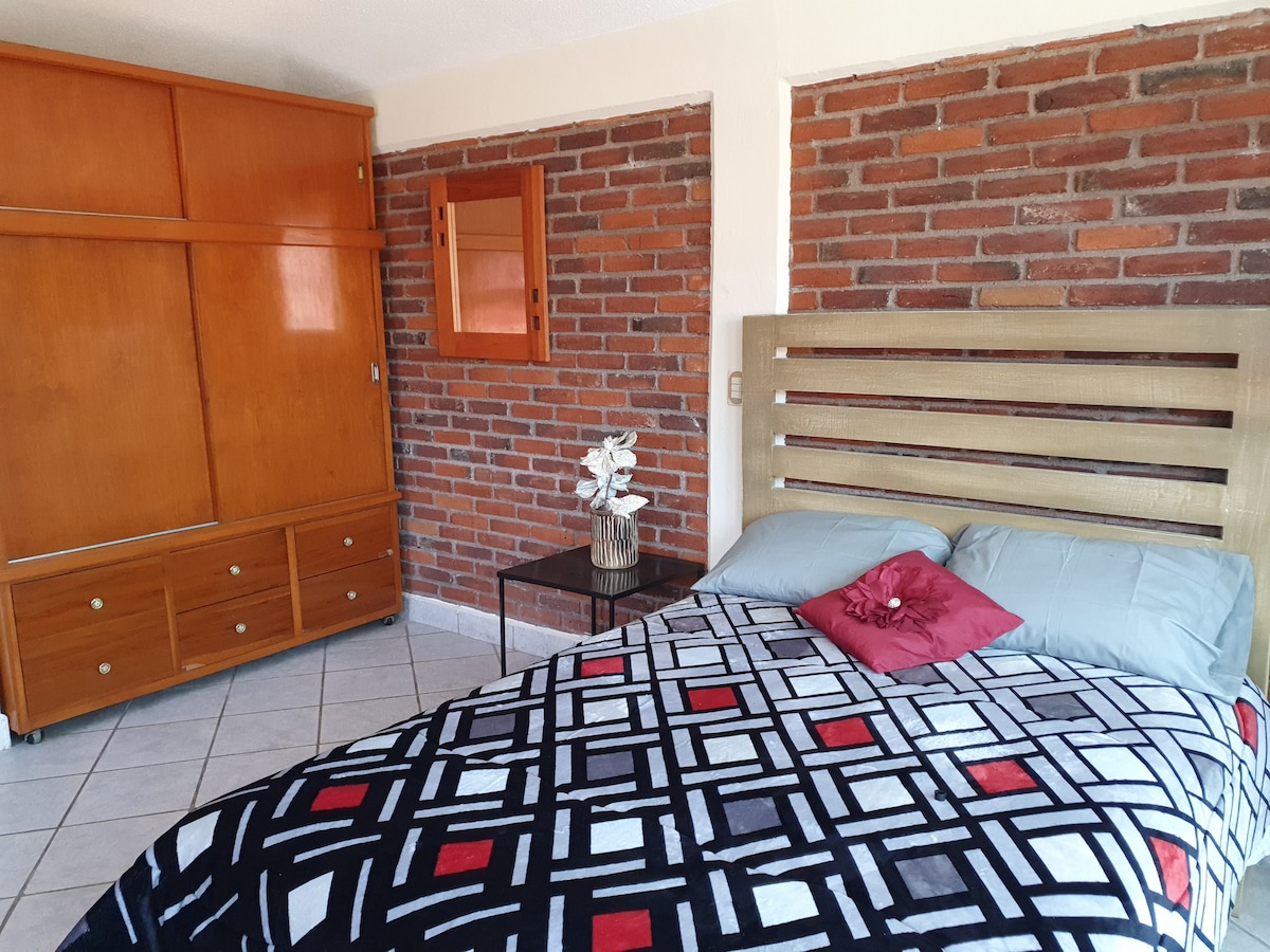 Gran Oferta! Confortable casa, calle privada!