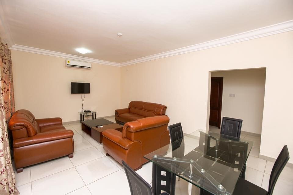 2 bedroom furnished apartment in cantonments