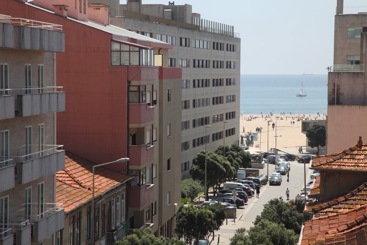 Sea You Matosinhos （免费的停车场）