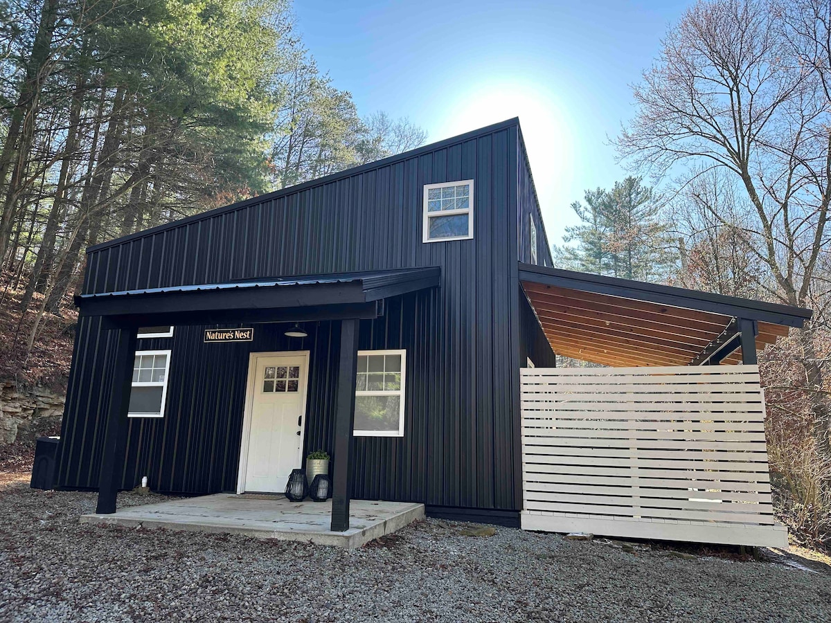 Nature's Nest - Woodsy Retreat w/ Renovated Deck