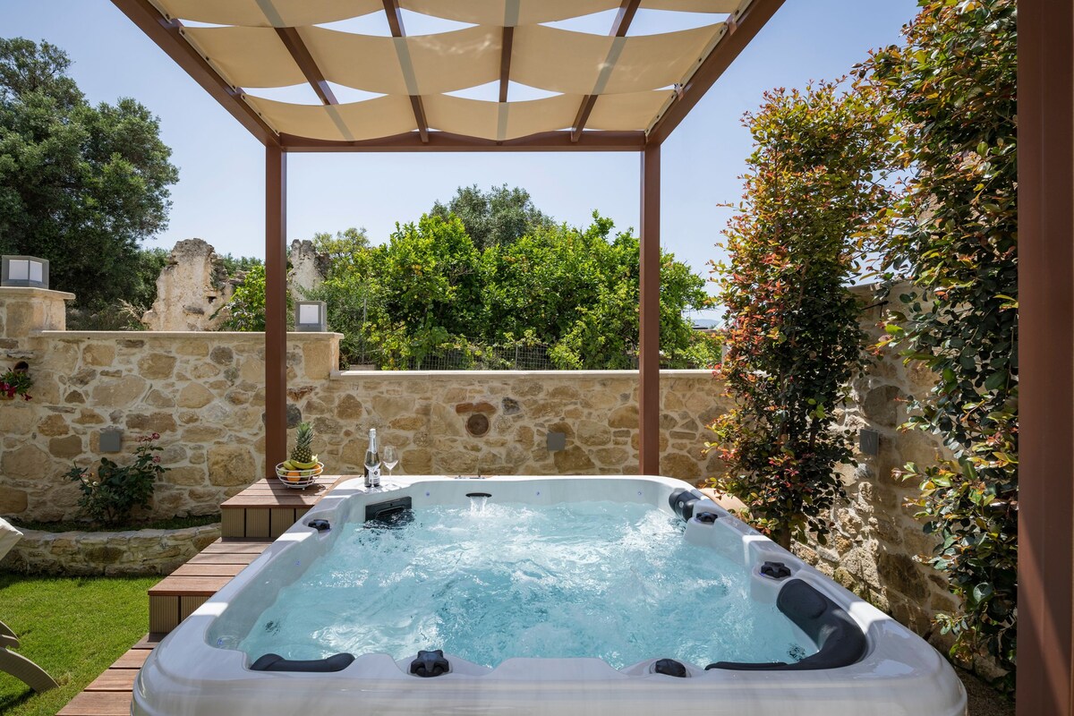 Doro Villas | Private Heated pool & Jacuzzi