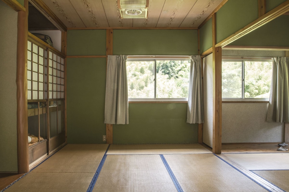 天空の茶屋敷 (絶景バルコニー付き個室)