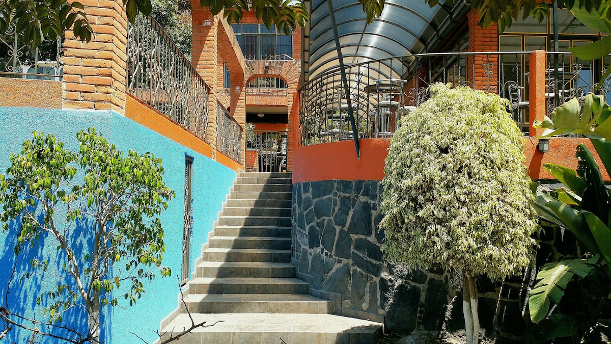 Casa Esperanza最多可容纳40人泳池26 °或29 °