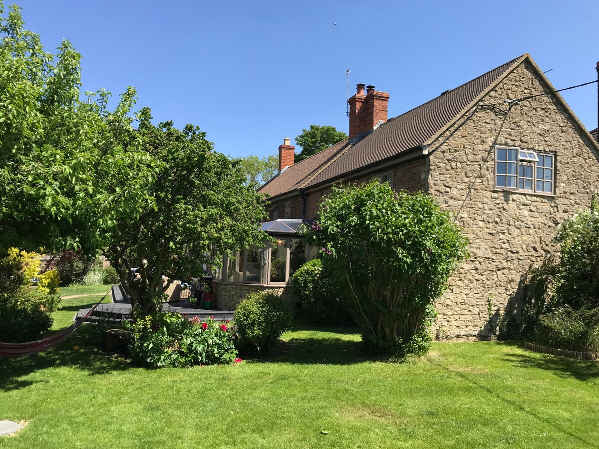 Beautiful cottage in rural location