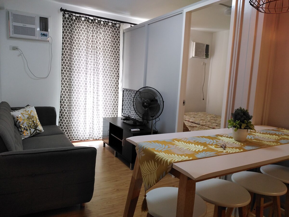 1卧室温馨公寓，靠近Samal、AzuelaAyala和SM Lanang