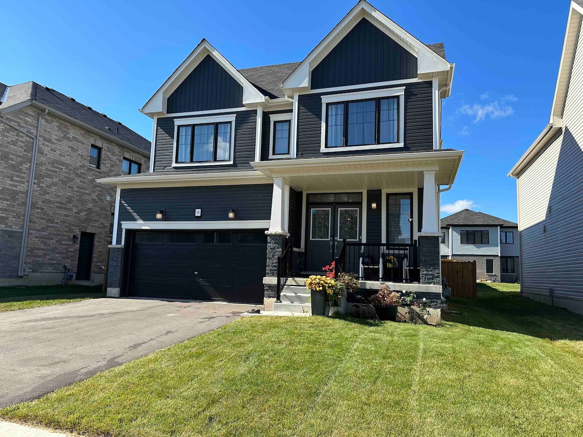 Cozy new home close to Niagara Falls