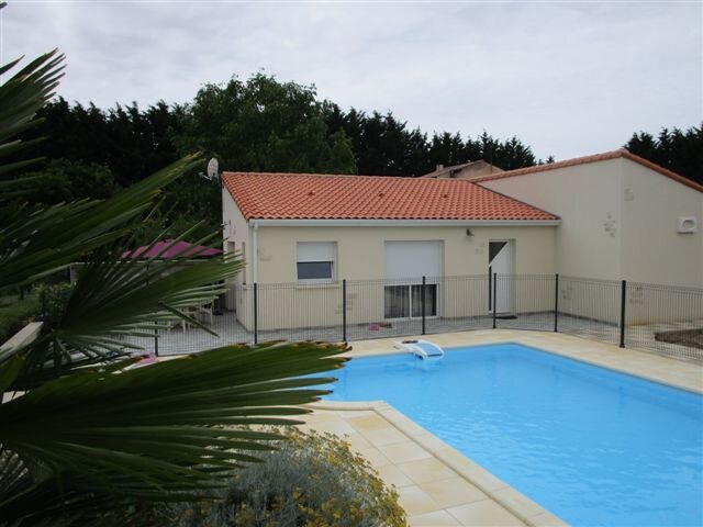 Petite maison à la campagne