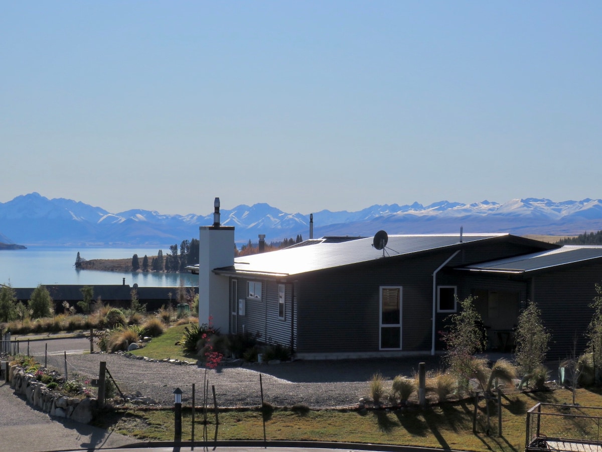 Blae Loch | Lake Tekapo