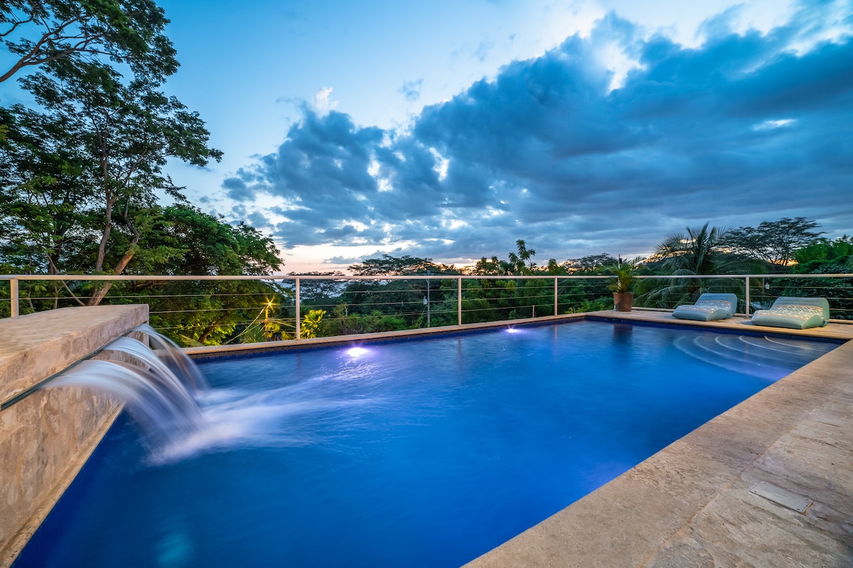 波特雷罗(potrero) · 整套别墅 · 靠近8个海滩的迷人海景别墅