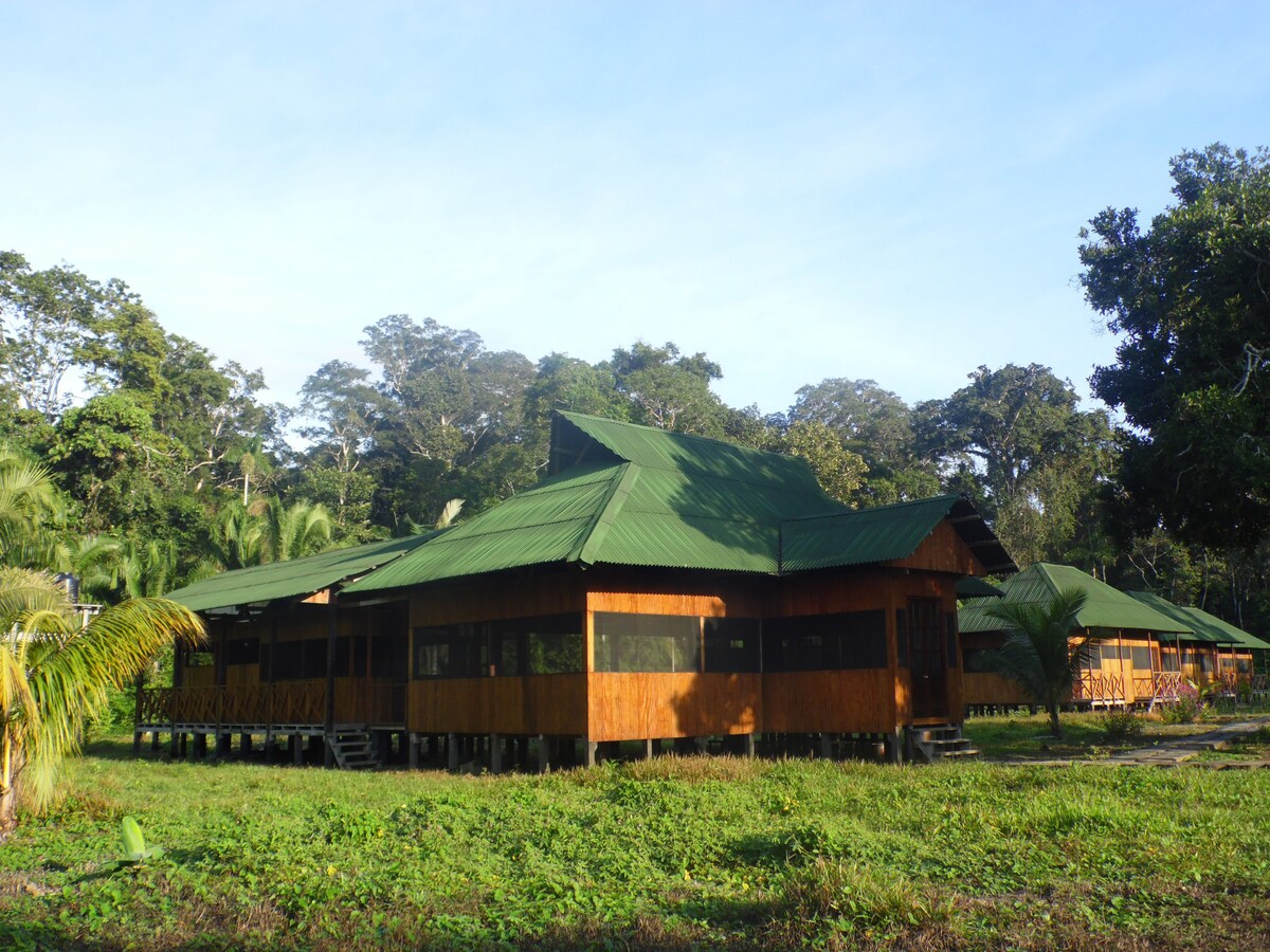 Aguajal Manu Lodge