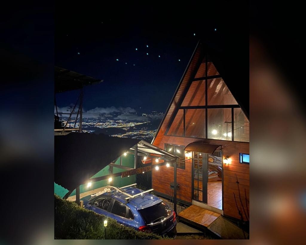 Chubasco Lodge度假木屋， Tarbaca ，哥斯达黎加Aserrí