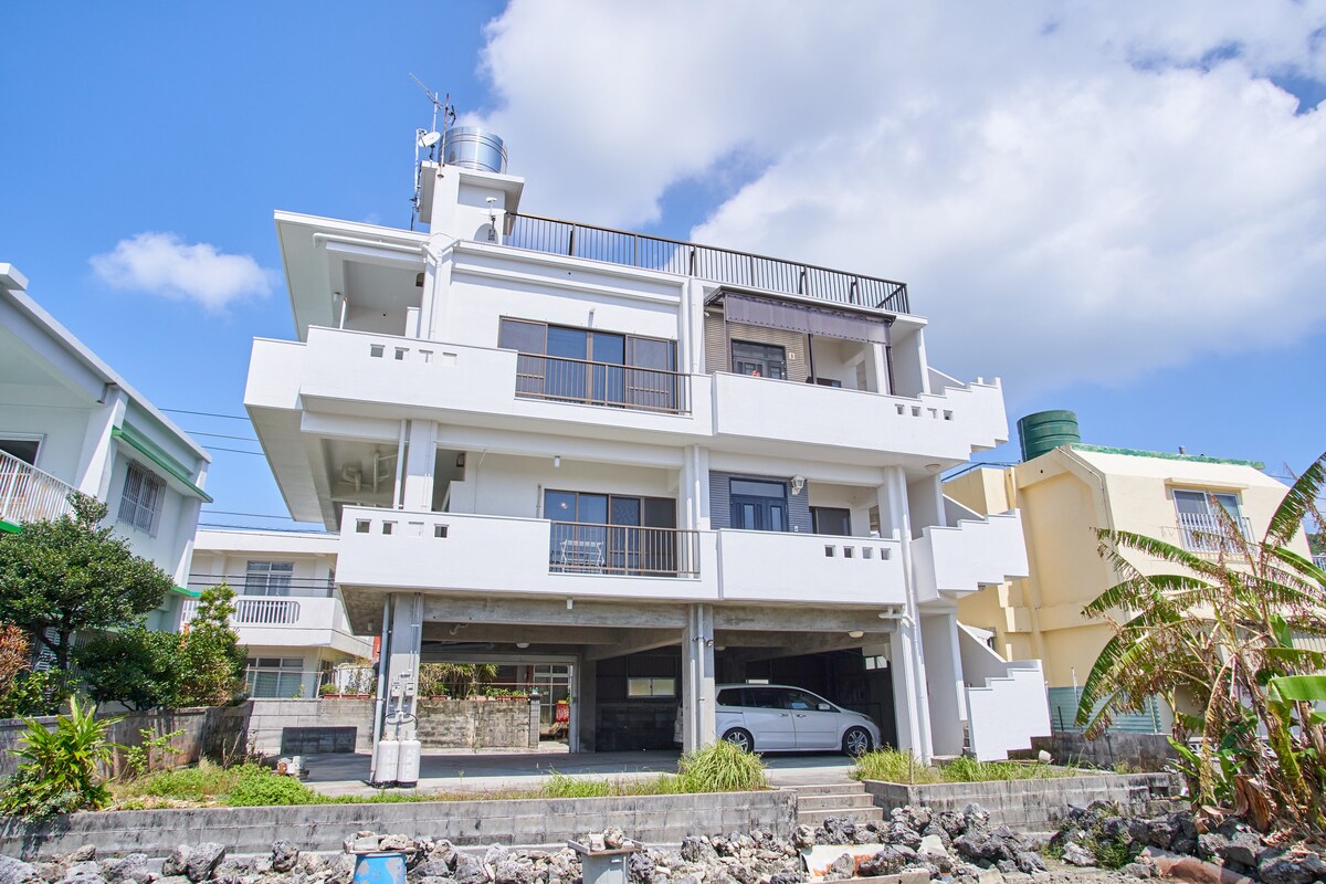 位于海丘路（ Kaichu Road ）尽头的平座岛（ Heianza Island ）的宽敞客房！享受冲绳的大海和大自然！3LDK／67㎡／最大8名#2F