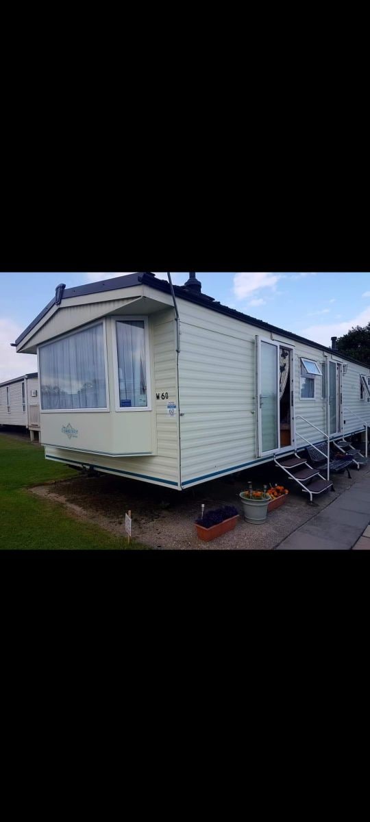 Sea Breeze 
6 berth Caravan