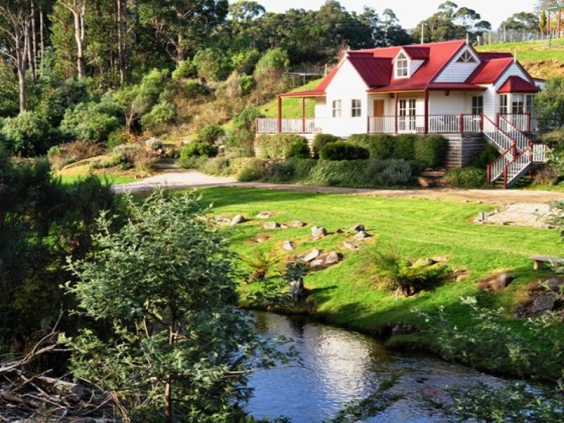 Crabtree River Cottages-Riverside-Relax and Enjoy