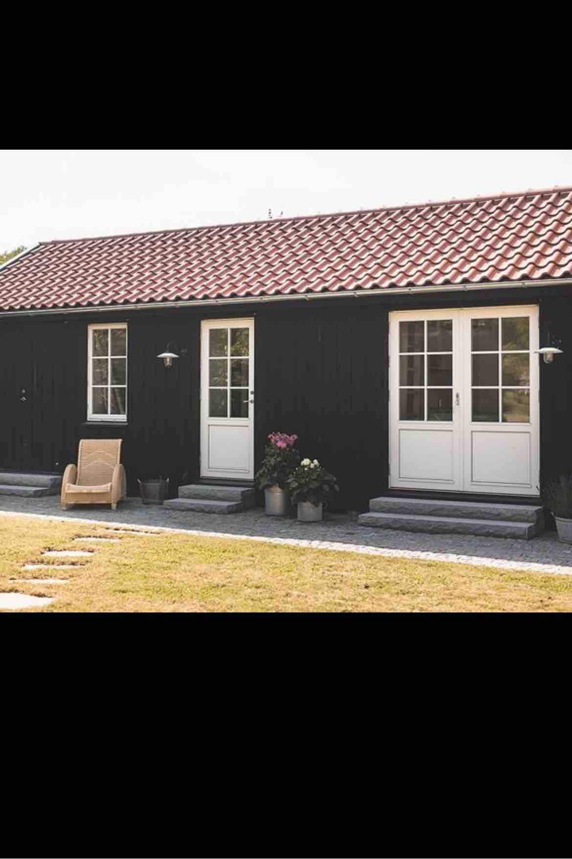 Small house close to the ocean