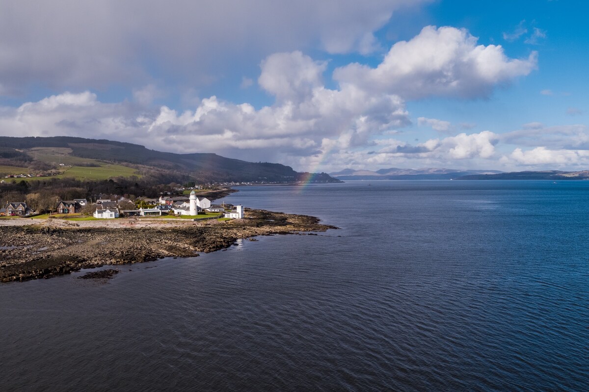 Lighthouse cottage - Toward, Nr Dunoon, Argyll