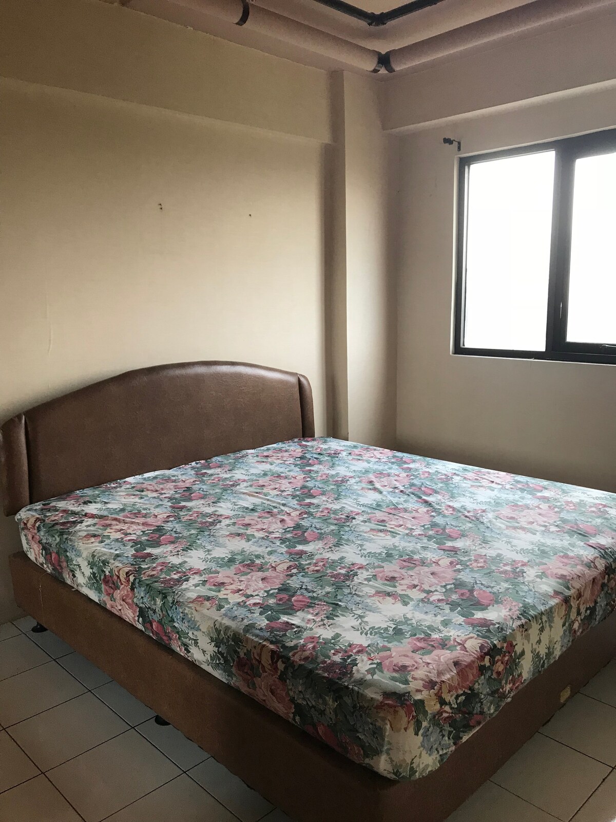 Spacious 1 BR Apt in South Jakarta