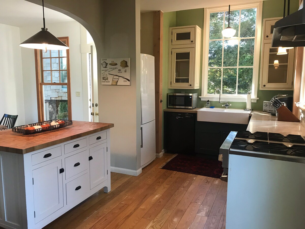 「Nest Out West」： Tranquil 3BR In Tomales Village