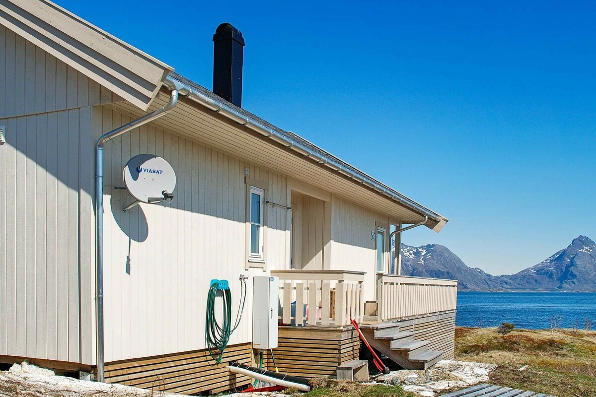 6 person holiday home in dønna