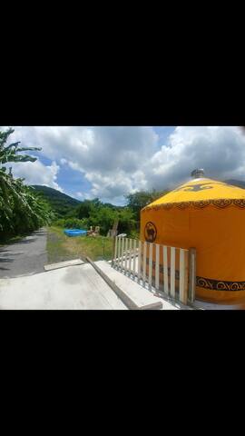 mongolian yurt near to beach梅窝特色蒙古包