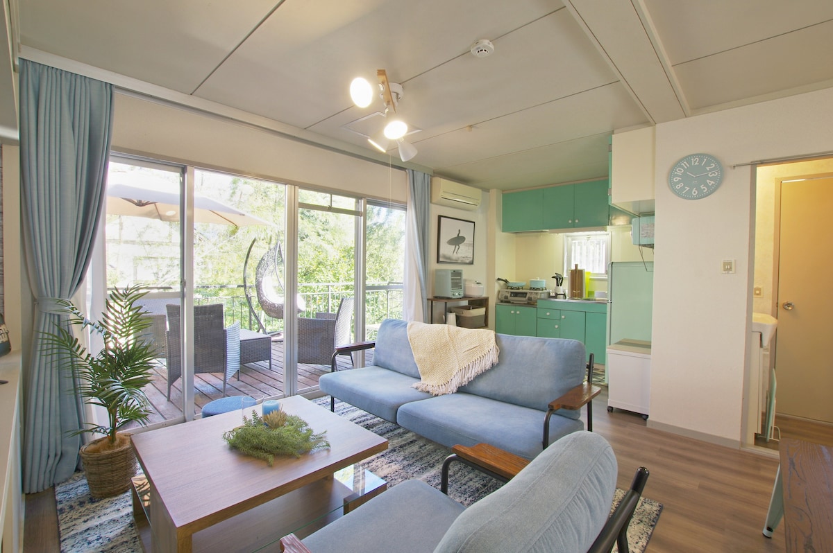 舒适的露台房子Villent Atagawa Terrace/Hikari Net/可以远程办公/5人/允许携带宠物（收费）