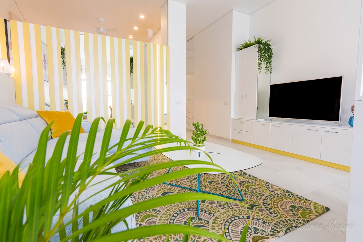 Modern apartment, just 20 meters from the beach