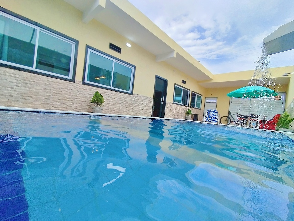 Casa de Praia com Piscina Quase a Beira Mar