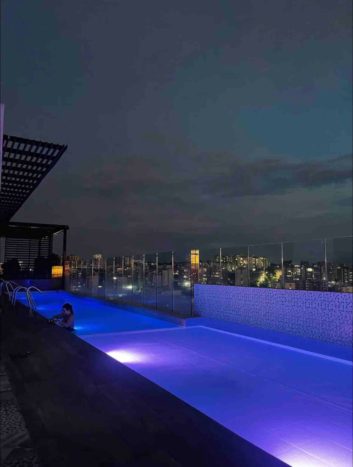 Apartamento con hermosa piscina, Villa Santos.