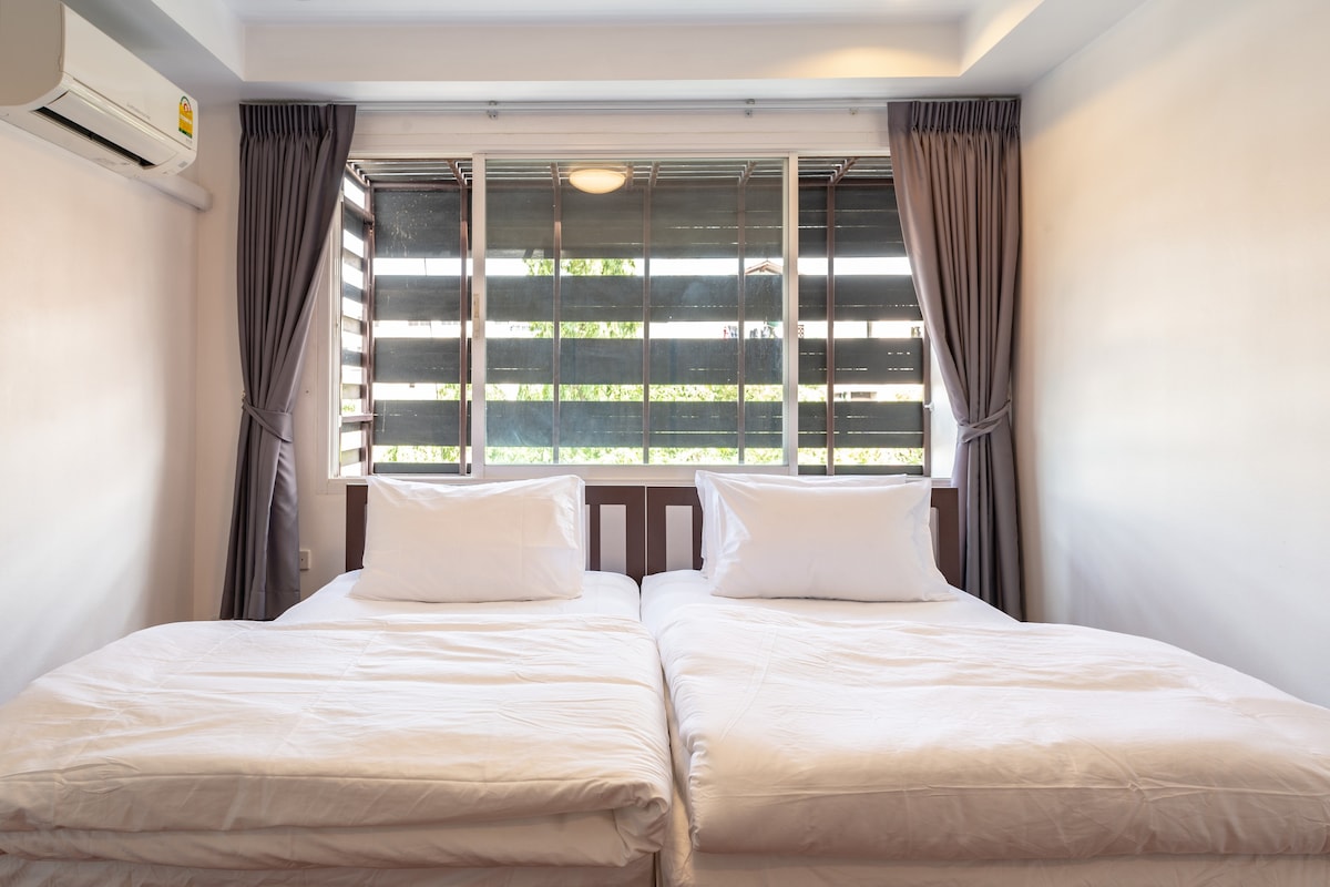 420 House - 最多可容納10位客人，位於曼谷市中心。