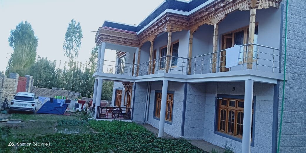 Beautiful Homestay with spacious rooms in Leh city