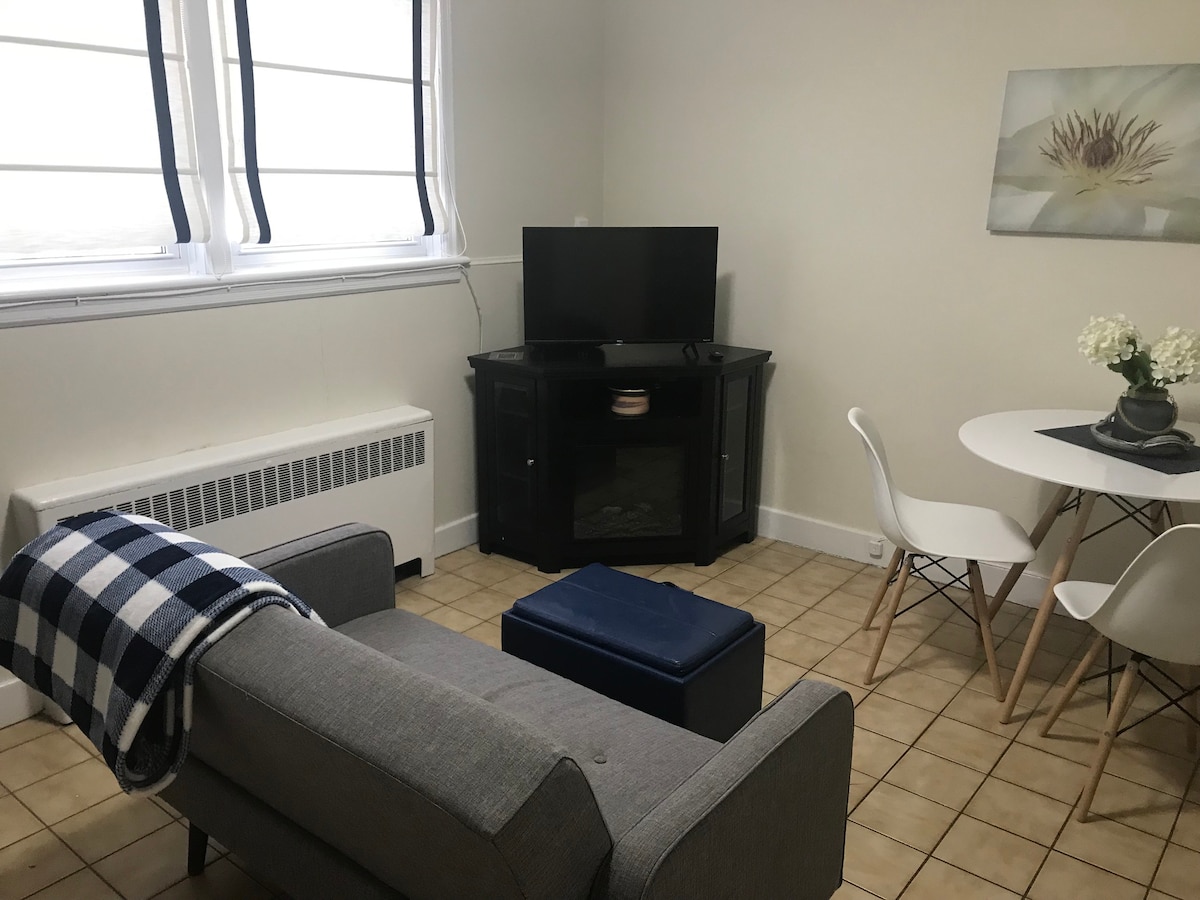 Wonderful one bedroom unit close to downtown