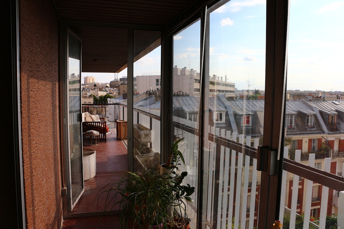 非常舒适的公寓，可俯瞰巴黎全景