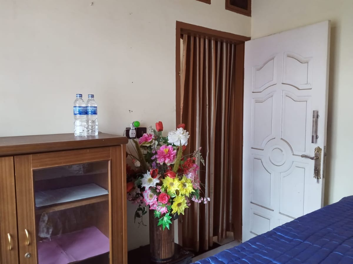 Friendly Home in Mayang District, Jambi