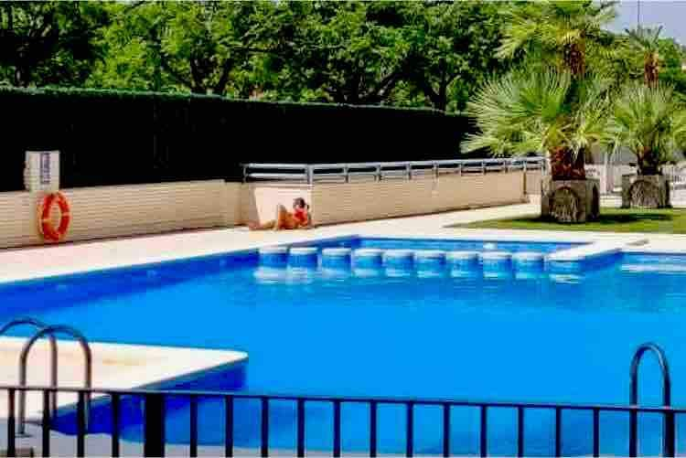 Apartamento Camp de Morvedre con Piscina