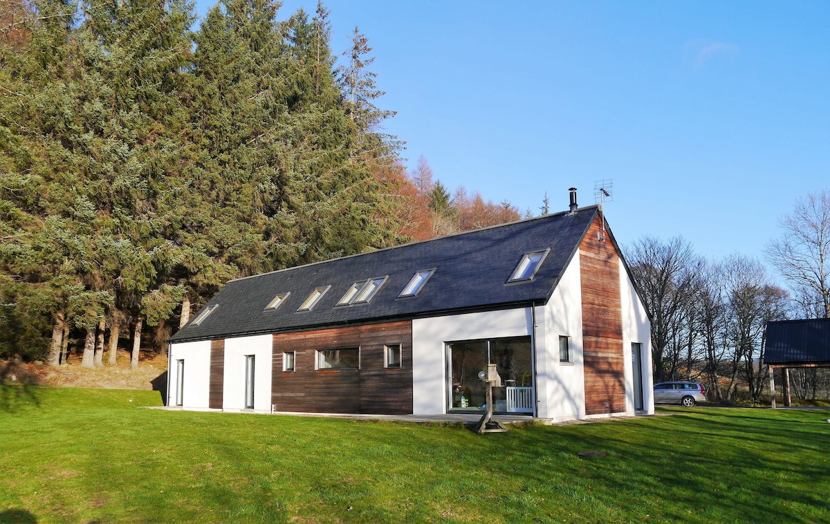 Laundry Cottage