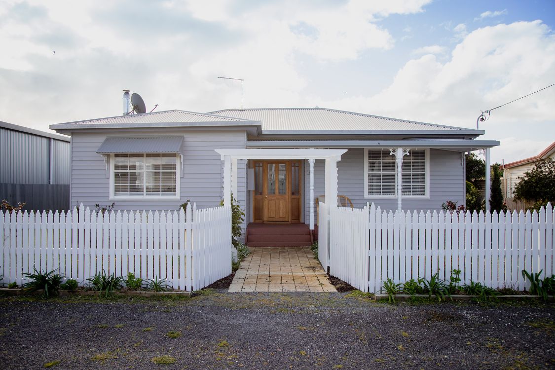 Tatlows Beach Cottage