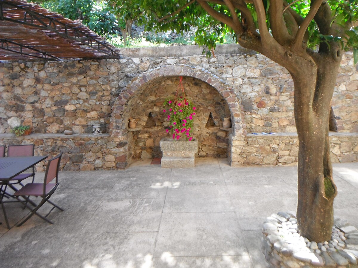 Casa Leca de caractère 4 **** piscine chauffée